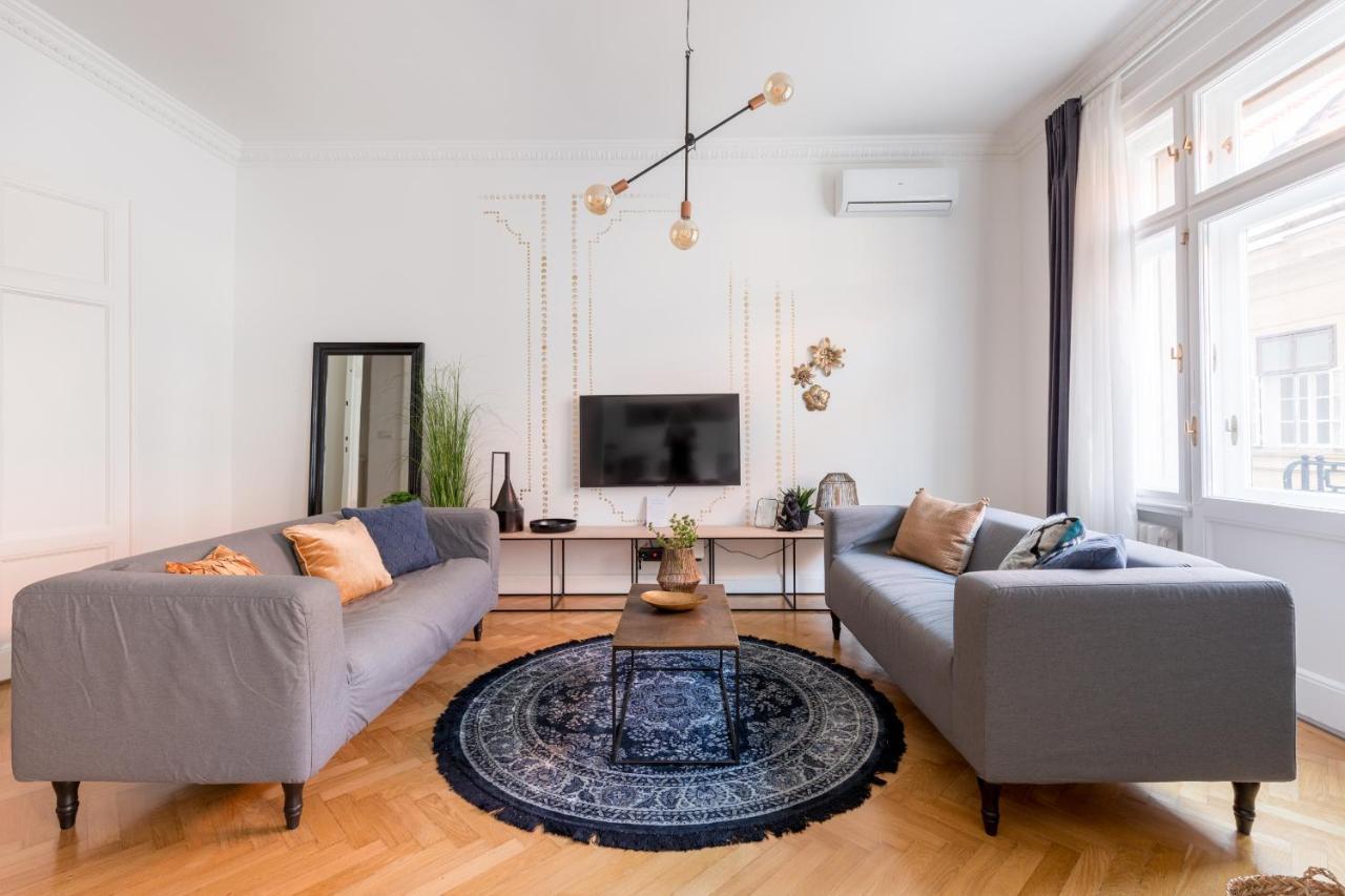 Style & Harmony In The Absolute Center Of Apartmán Budapešť